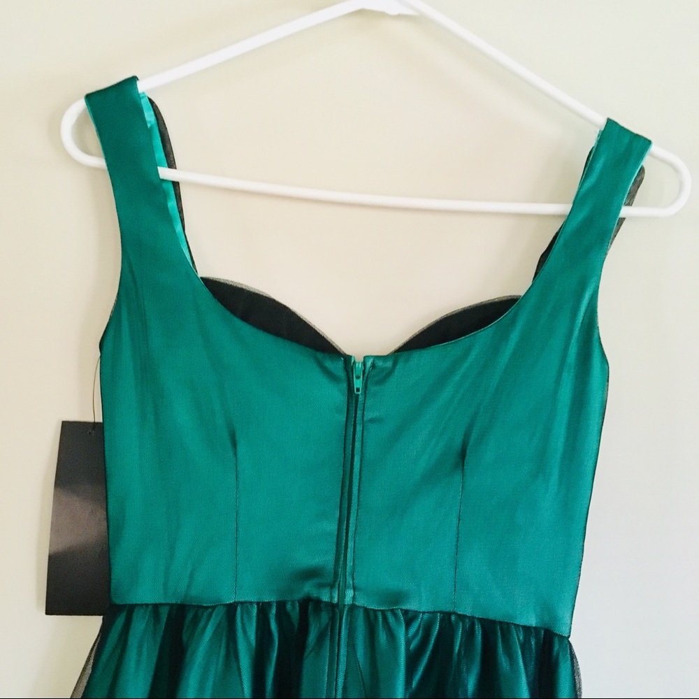 S O L D • Dress - Picture 5 of 8